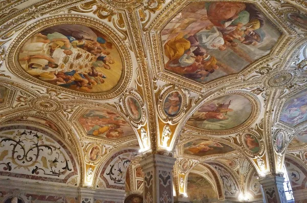 Cripta Catedral Salerno Italia — Foto de Stock