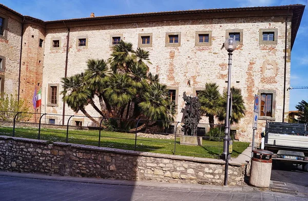 Castiglione del Lago Ducal Sarayı, Umbria, İtalya