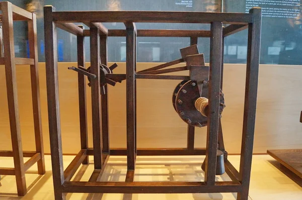 Modell Der Epikklischen Zugvorrichtung Von Leonardo Vinci — Stockfoto