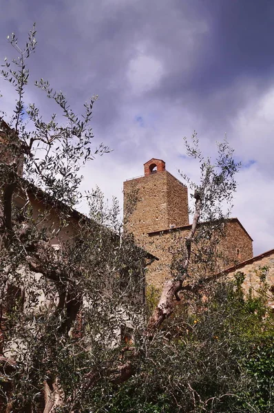 カウントギディ ヴィンチ トスカーナ イタリアの要塞の塔 — ストック写真