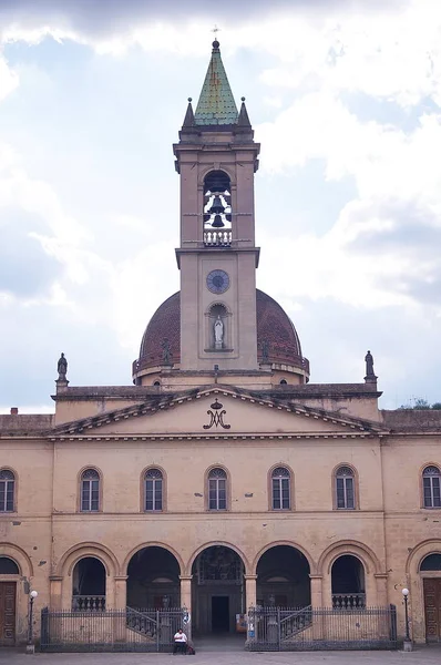 サンタ マリア デッレ グラツィエ教会 Basilisa ジョヴァンニ ヴァルダルノ トスカーナ イタリア — ストック写真