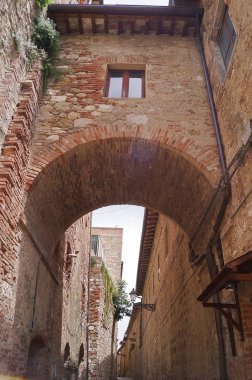 Colle Val d'Elsa'nın tipik caddesi, Toskana, İtalya