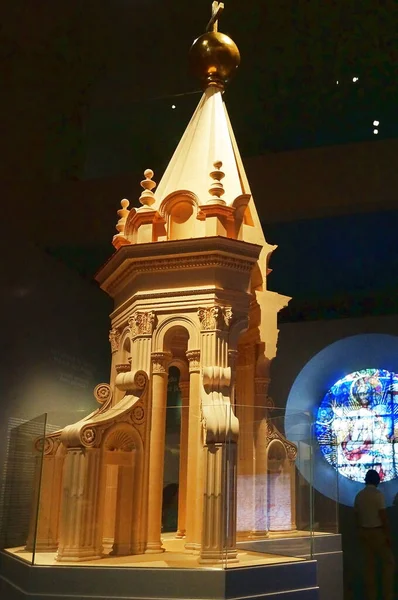 意大利佛罗伦萨多摩歌剧院博物馆大教堂圆顶灯笼模型 — 图库照片