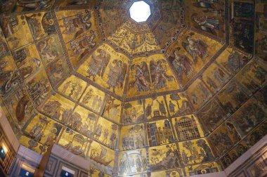 İtalya, Floransa 'daki Vaftiz Kubbesi' nin içi.