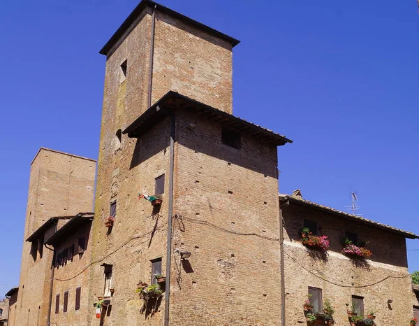 Torri Nell Antico Borgo Medievale Certaldo Toscana Italia — Foto Stock