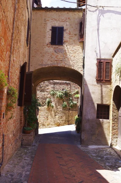 Callejón Típico Del Antiguo Pueblo Medieval Certaldo Toscana Italia — Foto de Stock