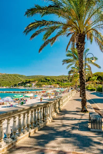 Elba adası, gezinti ve Cavo plajı