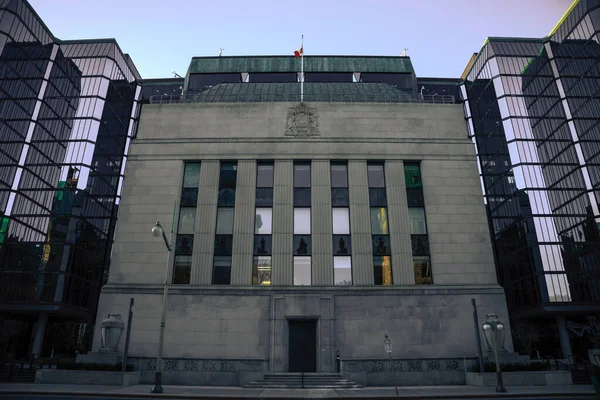 Kanada Merkez Bankası 'nın Ottawa, Kanada' daki 234 Wellington Caddesi 'ndeki ofisi..