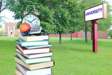 kitap ve üniversite