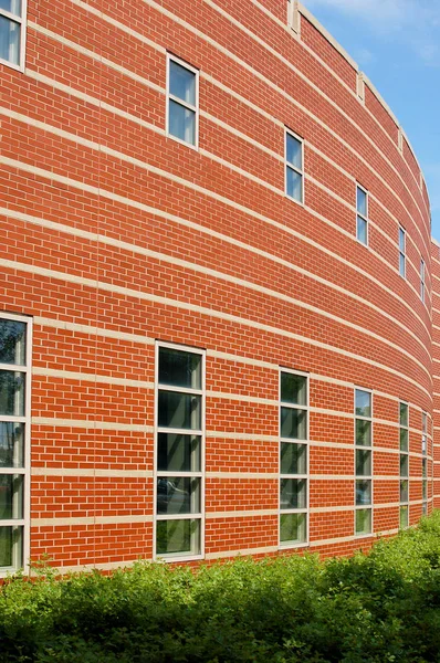 Modern Gebouw Met Bakstenen Muur — Stockfoto