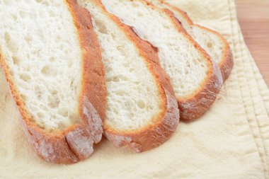 Bir dilim ciabatta ekmeği.