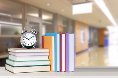 kitap ve üniversite