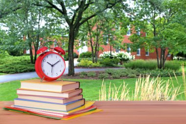 kitap ve üniversite