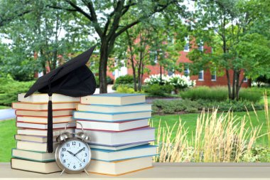 kitap ve üniversite