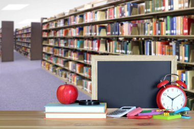 kitap ile kütüphane