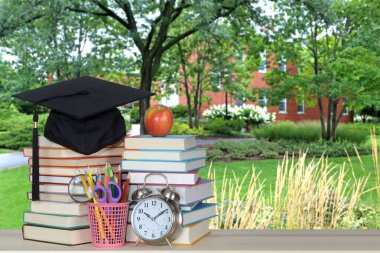 kitap ve üniversite