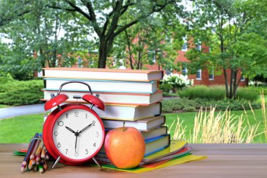 kitap ve üniversite