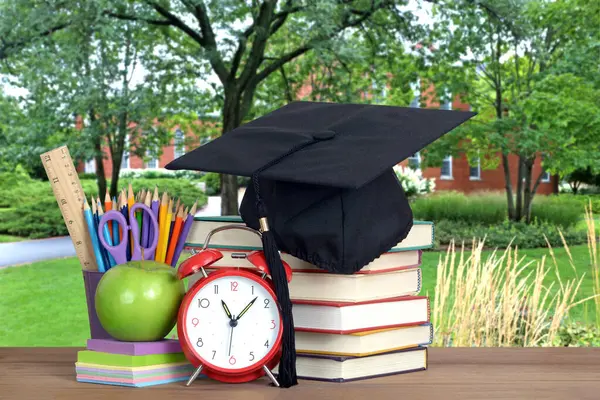 kitap ve üniversite