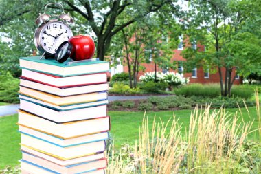 kitap ve üniversite