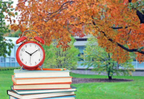 Eğitim ve okul kavramı geri