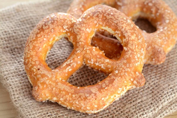 Biscoito forma pretzel — Fotografia de Stock