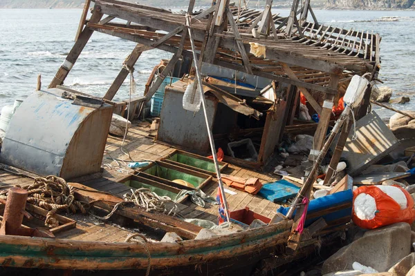 Barco Pesquero Madera Corea Del Norte Naufragado Después Una Tormenta — Foto de Stock