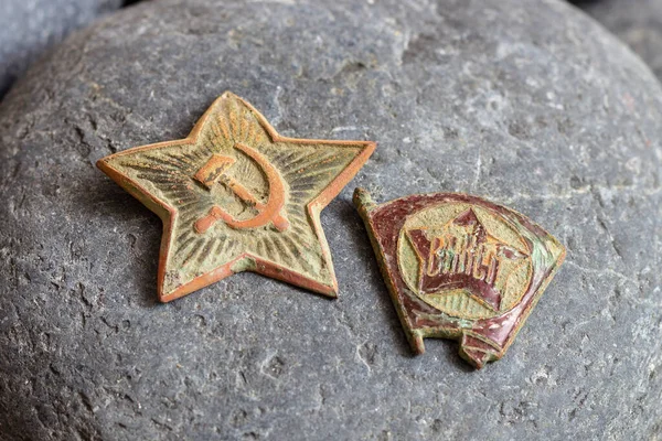 Red Star Military Cap Komsomol Badge Casings Bullets 62Mm Mosin — Stock Photo, Image