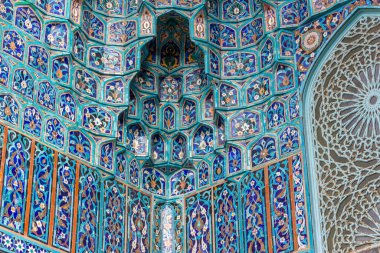 St. Petersburg, Rusya - 17 Ekim 2020: St. Petersburg Katedrali 'ndeki süsler ve desenler.