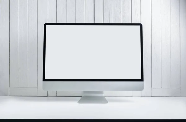 Achtergrond Van Werkplaats Met Moderne Desktopcomputer Leeg Wit Scherm Wit — Stockfoto