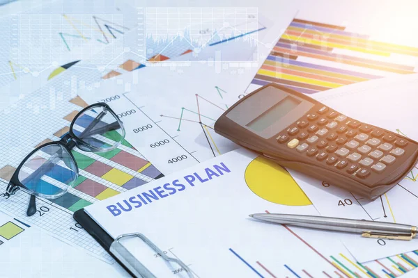 Affärsplan Och Business Diagram Med Miniräknare Penna Glasögon Management Budget — Stockfoto