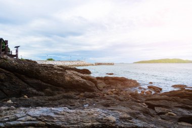 Khao Laem Ya Mu Ko Samet Milli Parkı: Rayong, Tayland günbatımı zamanı, kayalık sahil