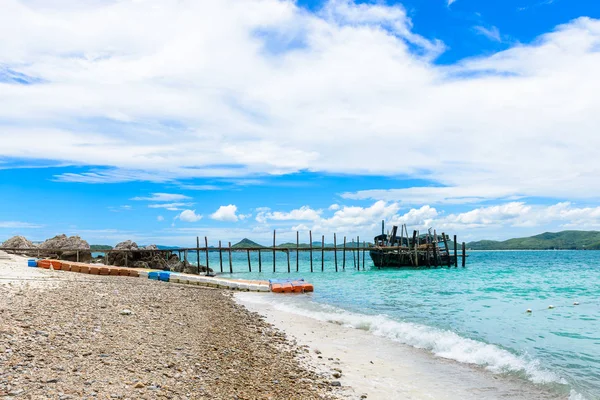 Trätrottoar Klippkust Och Vit Sand Strand Med Blå Havet Kohkham — Stockfoto