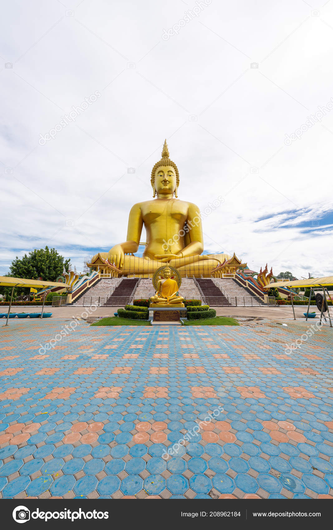 Scenery Big Golden Buddha Statue Wat Muang Temple Landmark Angthong Stock Photo Image By C Sirastockid08