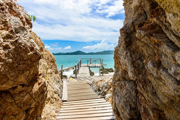 Wooden Walkway Rocky Coast White Sand Beach Blue Sea Kohkham — стоковое фото