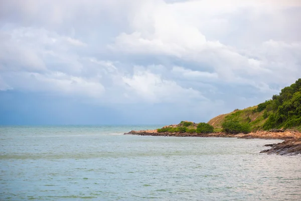 Rotsachtige Kust Khao Laem Samet National Park Rayong Thailand Zonsondergang — Stockfoto