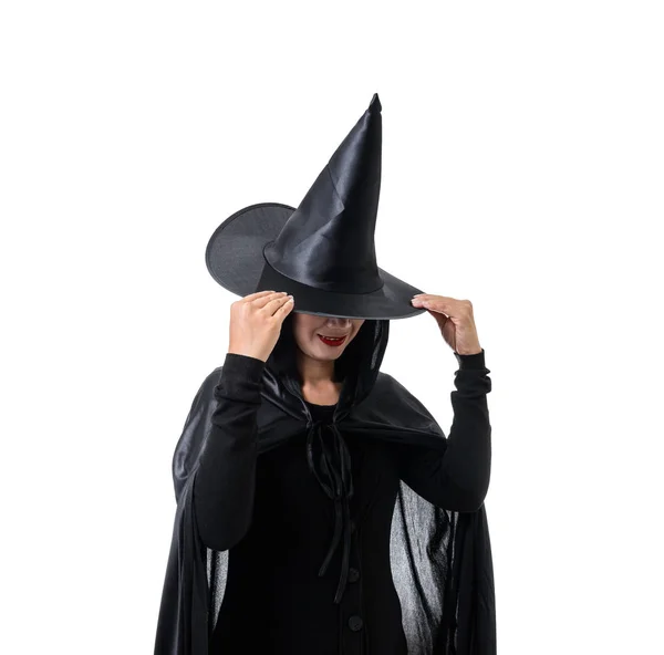 Ritratto Donna Costume Strega Nera Spaventosa Halloween Piedi Sua Mano — Foto Stock