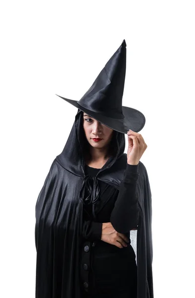 Ritratto Donna Costume Strega Nera Spaventosa Halloween Piedi Sua Mano — Foto Stock