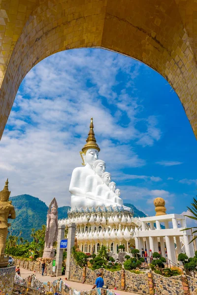 Phetchabun Tajlandia Października 2018 Wielki Budda Biały Pięć Posąg Świątyni — Zdjęcie stockowe