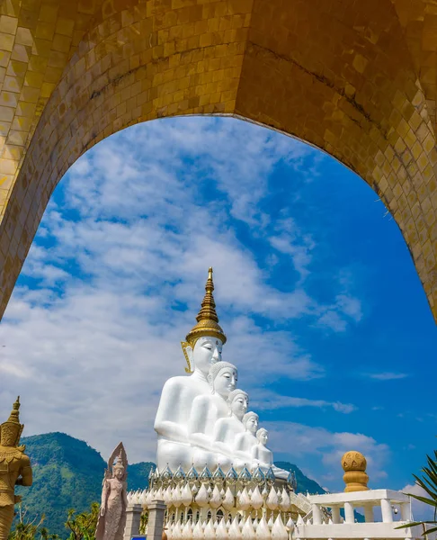 Phetchabun Thailand Oct 2018 Estátua Big White Five Buddha Wat — Fotografia de Stock