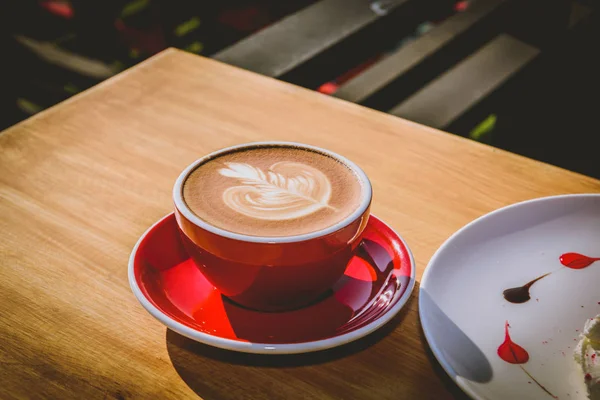 Closeup Image Red Cup Hot Latte Coffee Latte Art Wooden — Stock Photo, Image