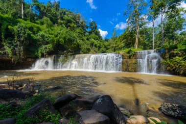 Khao kho Milli Park: phetchabun Eyaleti, Tayland mavi gökyüzü ile doğal 
