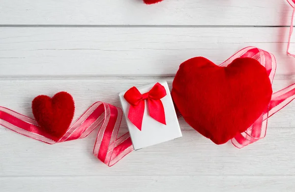 Valentines Day Background Heart Shape Gift Box Ribbon White Wood — Stok Foto