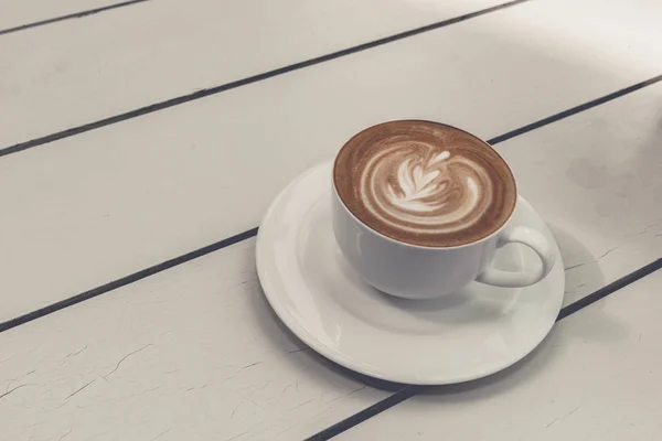 Café Arte Latte Resultando Padrão Design Superfície Latte Copo Branco — Fotografia de Stock