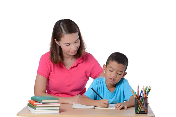 Fiatal Tanár Segíti Gyermek Írásban Leckét Vagy Anya Fia Tanulás — Stock Fotó