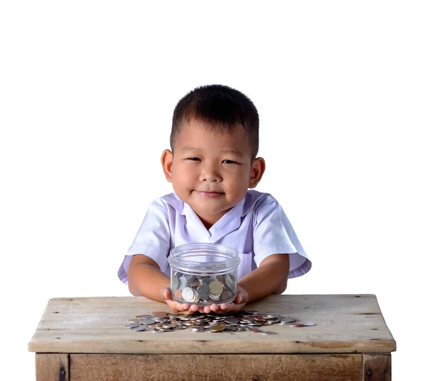 Şirin Asyalı köylü çocuk var sikke ile eğlenceli cam kase izole içinde — Stok fotoğraf