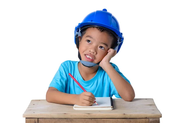 Asiáticos niños usando casco de seguridad y pensando aislado en wh —  Fotos de Stock