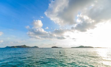 Sabahları deniz manzarası