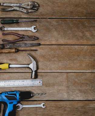 Eski enstrümanlar yapıcı veya tadilat inşa ve tamir h