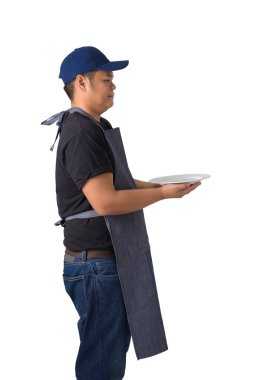 boş tabak beyaz arka plan üzerinde izole tutan garson