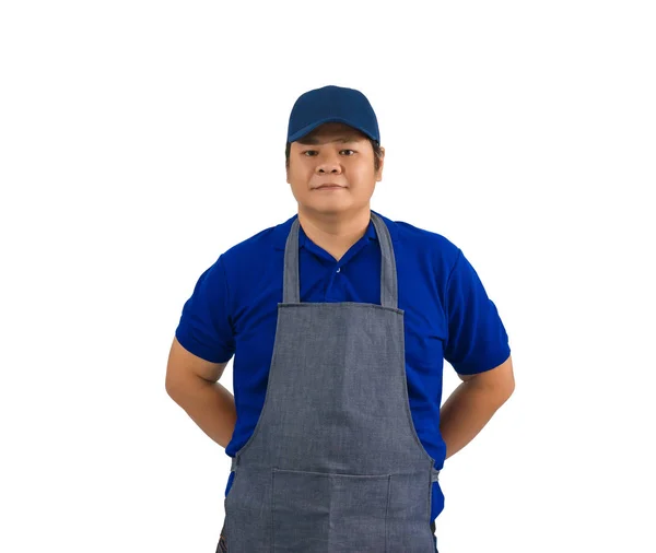 エプロン孤立した白い背景を持つ青いシャツで働くアジアの配達人 — ストック写真